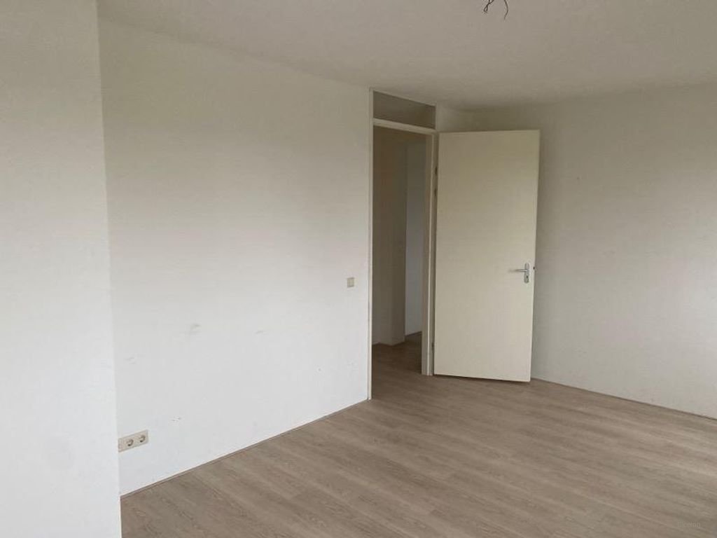 Royaal 4-kamer appartement met daktuin - Afbeelding 2