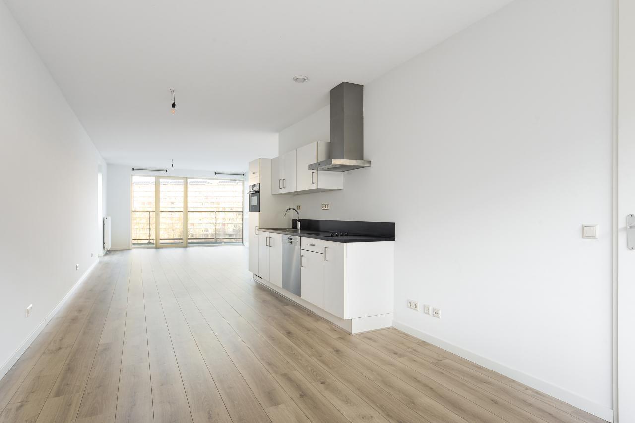 Spacious apartment with roof garden in De Kameleon - Image 10