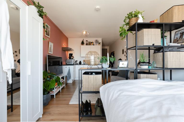 Modern studio in Amsterdam Zuidoost - Image 8