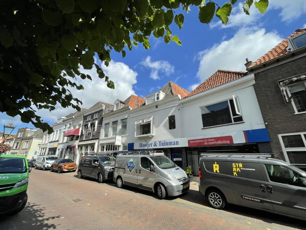 Eigen plekje met binnenplaats in Kampen - Afbeelding 1