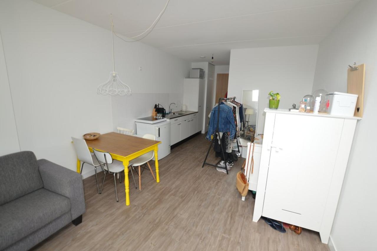 Modern student studio in Kamperpoort - Image 2