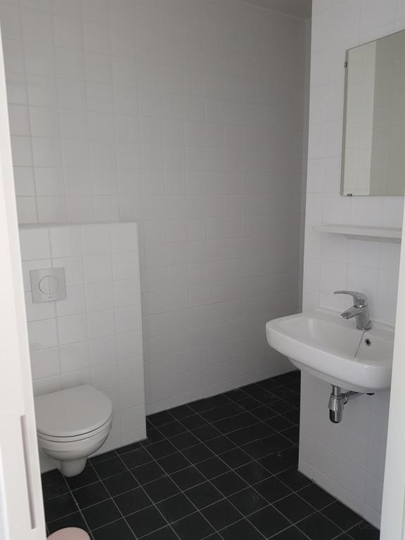 Self-contained student studio in Kamperpoort - Image 7