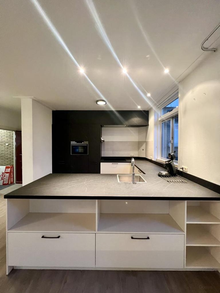 Spacious apartment (118m²) in Assendorp - Image 3