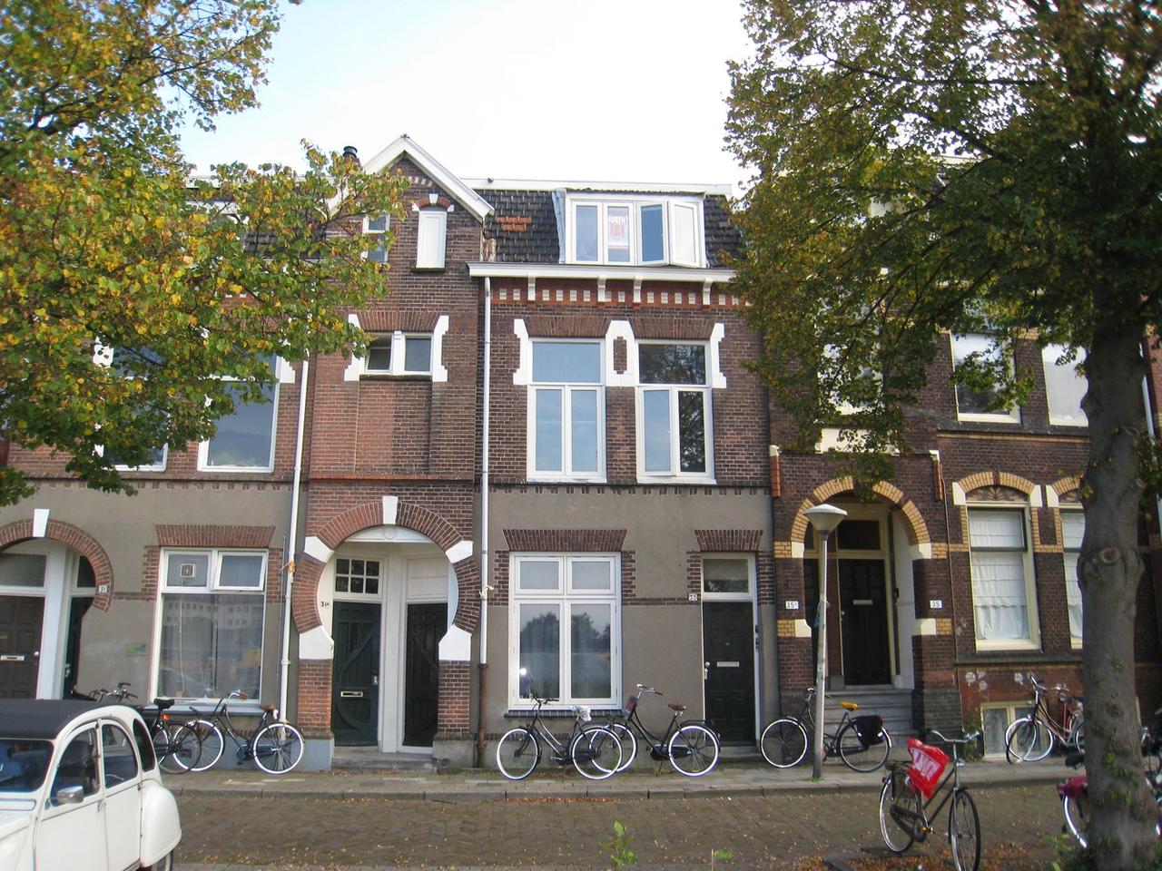 Room with private kitchen in Assendorp - Image 1