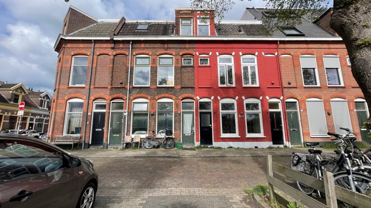 Spacious room (22m²) with balcony in Oud-Assendorp - Image 1