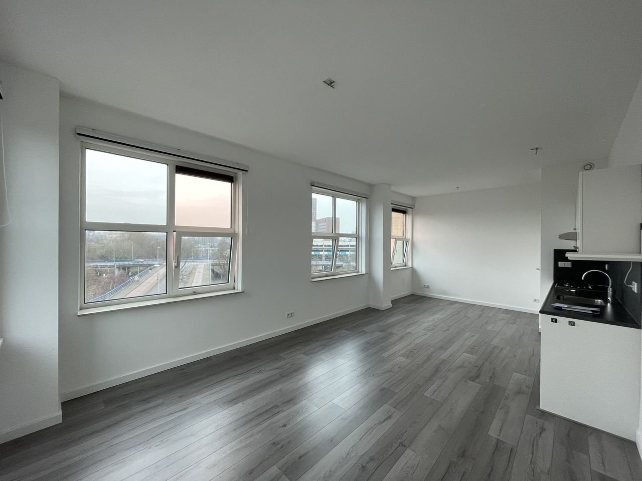 Starter home of 50m² with roof terrace - Image 1