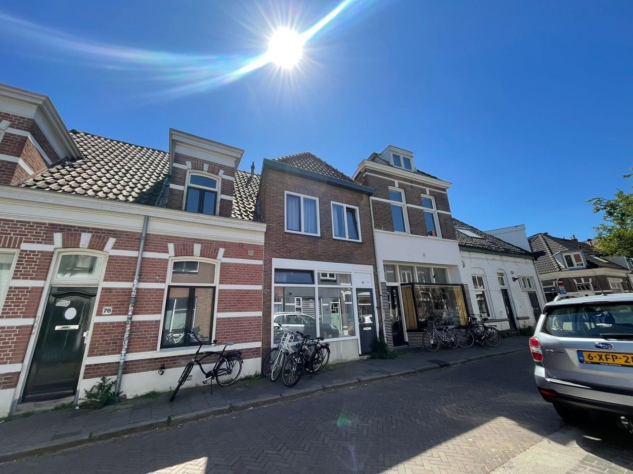Kamer met wastafel in Oud-Assendorp - Afbeelding 1