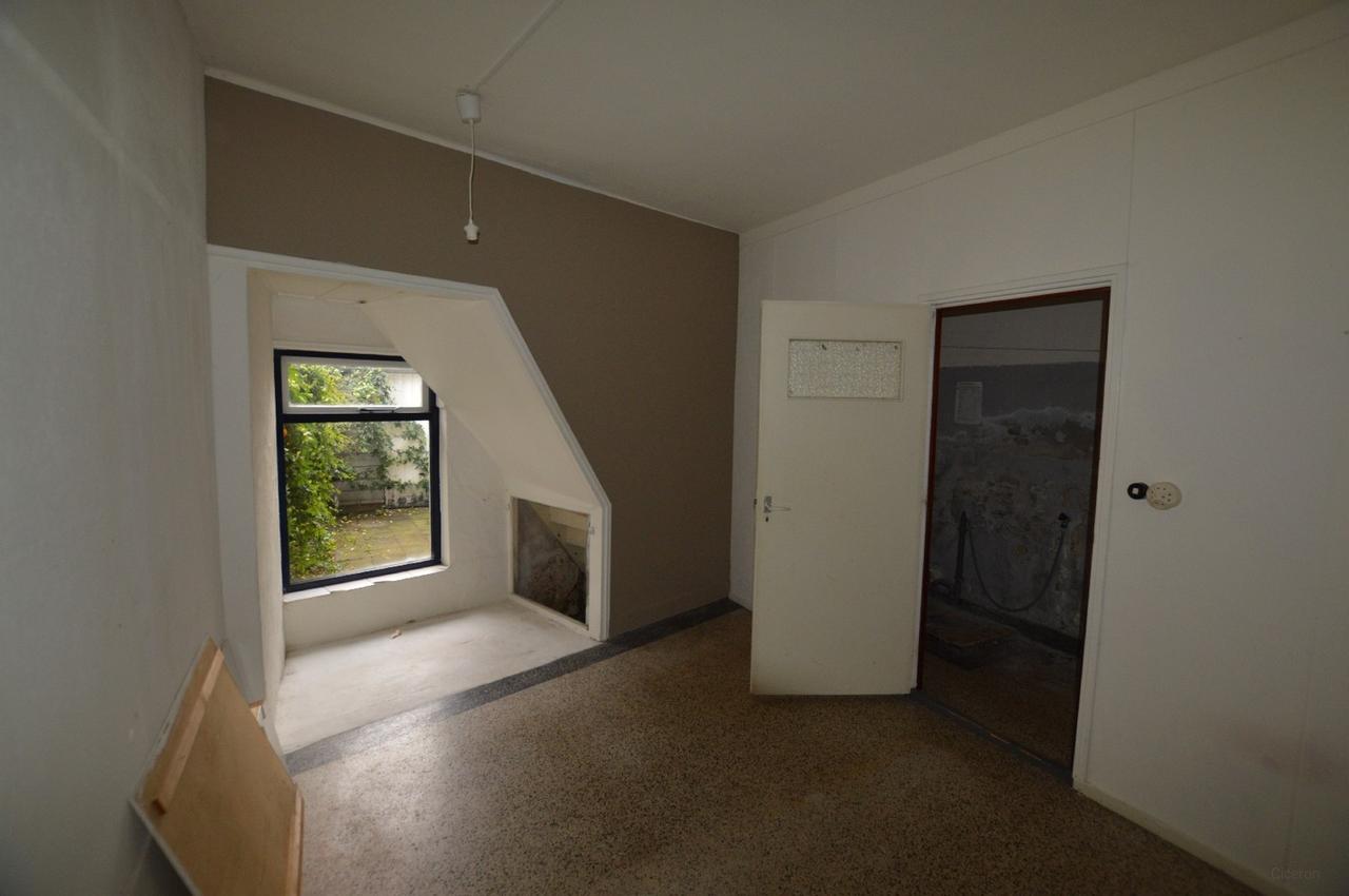 Kamer met wastafel in Oud-Assendorp - Afbeelding 4