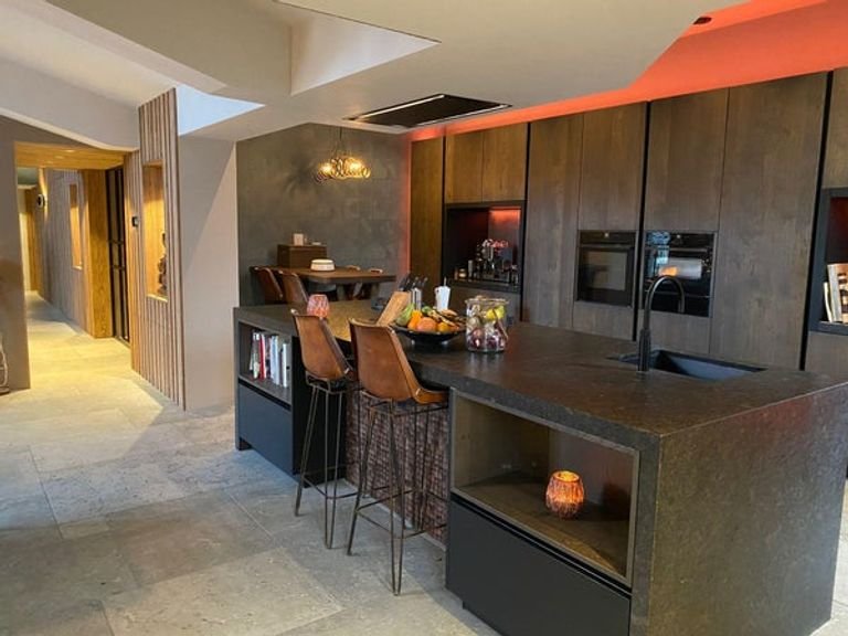 Detached former church of 440 m² in The Hague - Image 10