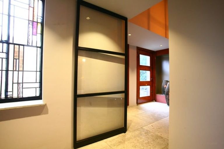 Detached former church of 440 m² in The Hague - Image 14