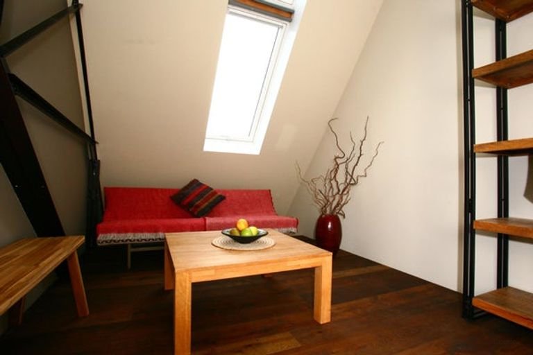 Detached former church of 440 m² in The Hague - Image 80