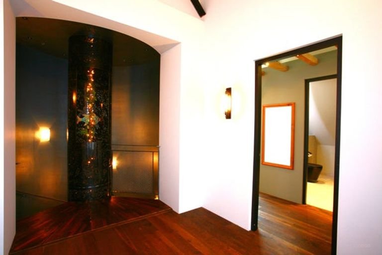 Detached former church of 440 m² in The Hague - Image 71