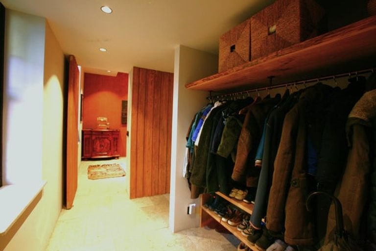 Detached former church of 440 m² in The Hague - Image 22