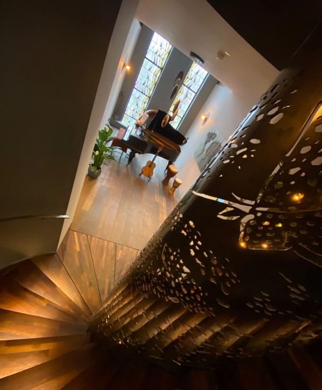 Detached former church of 440 m² in The Hague - Image 32