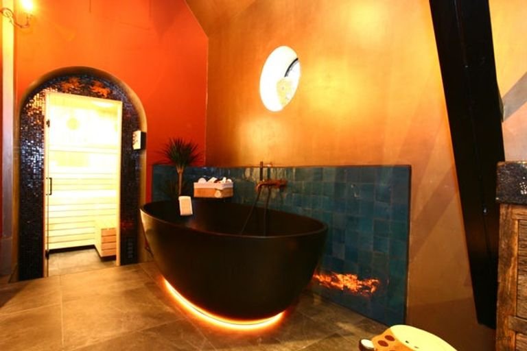 Detached former church of 440 m² in The Hague - Image 59