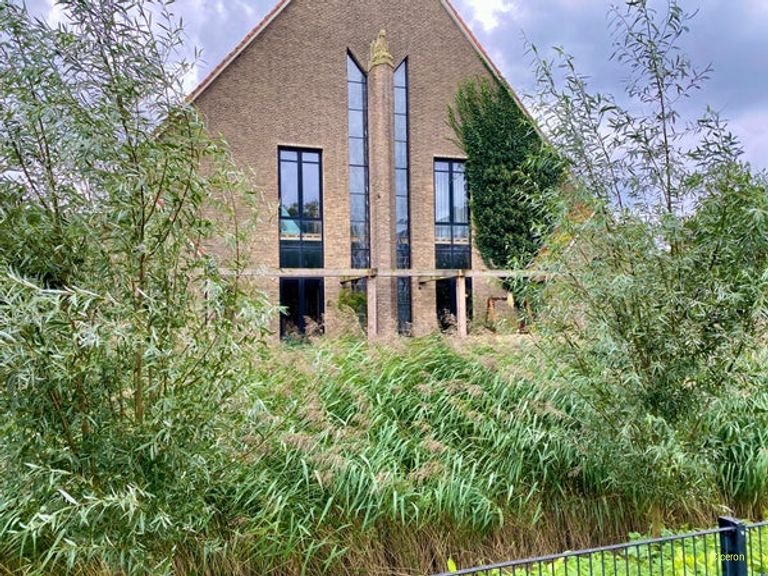 Detached former church of 440 m² in The Hague - Image 85