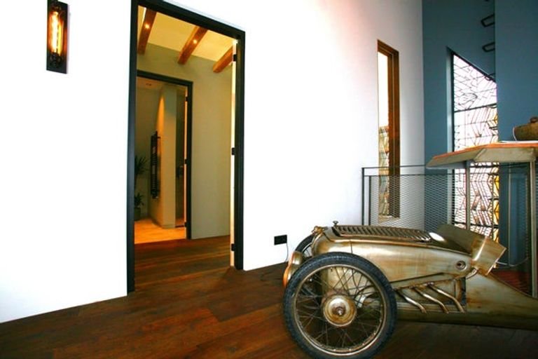 Detached former church of 440 m² in The Hague - Image 69