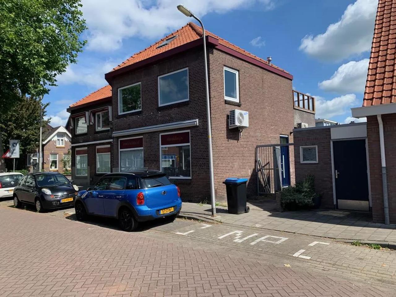 133 m² bovenwoning met dakterras - Afbeelding 2