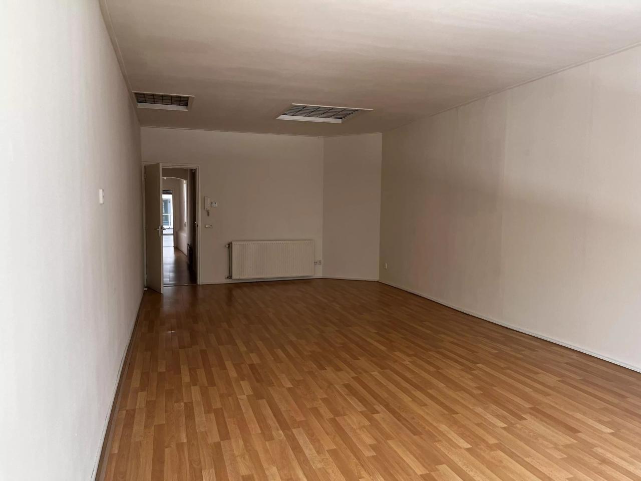 Three-bedroom apartment in the heart of Zwolle - Image 9