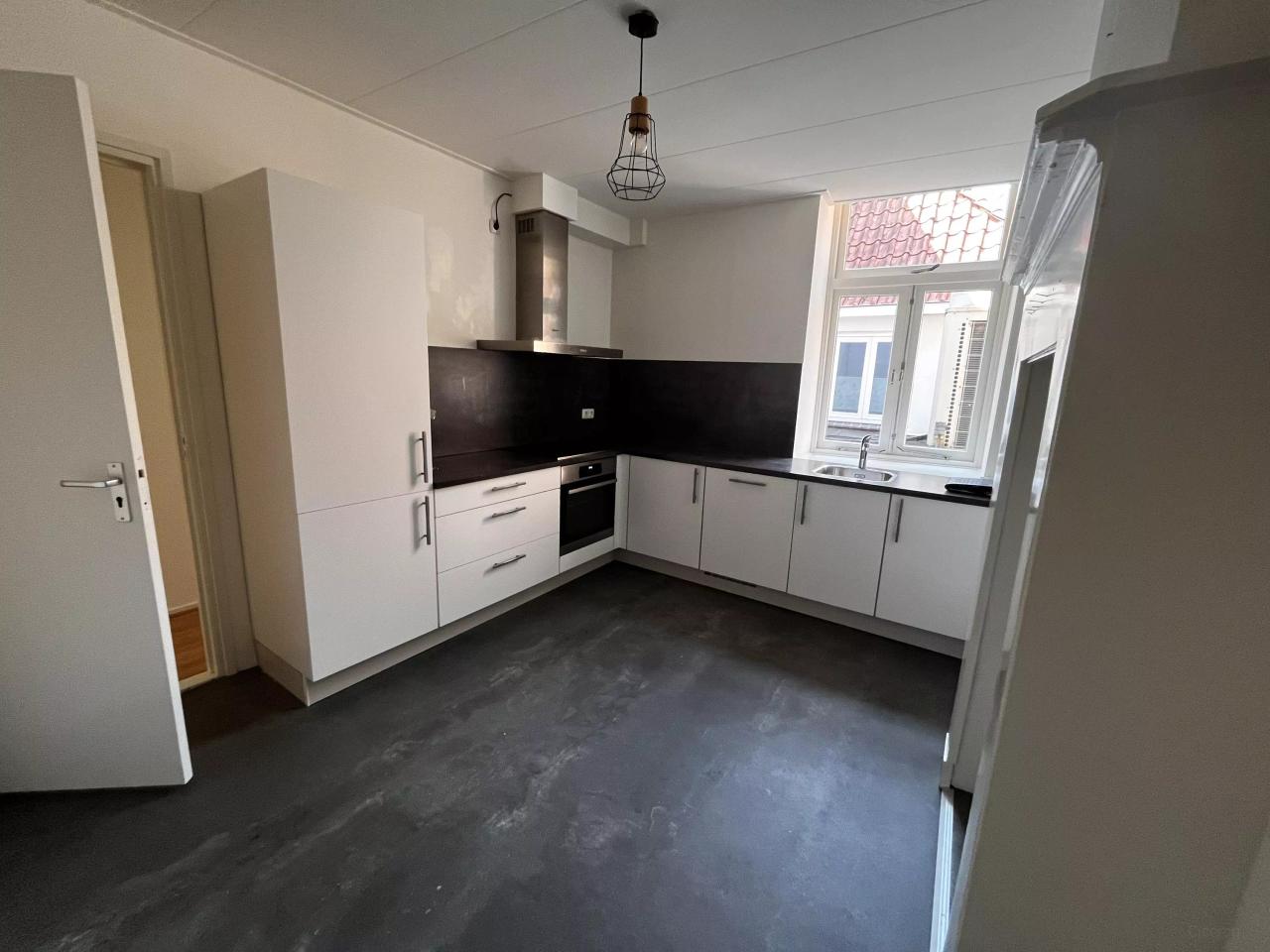Three-bedroom apartment in the heart of Zwolle - Image 8