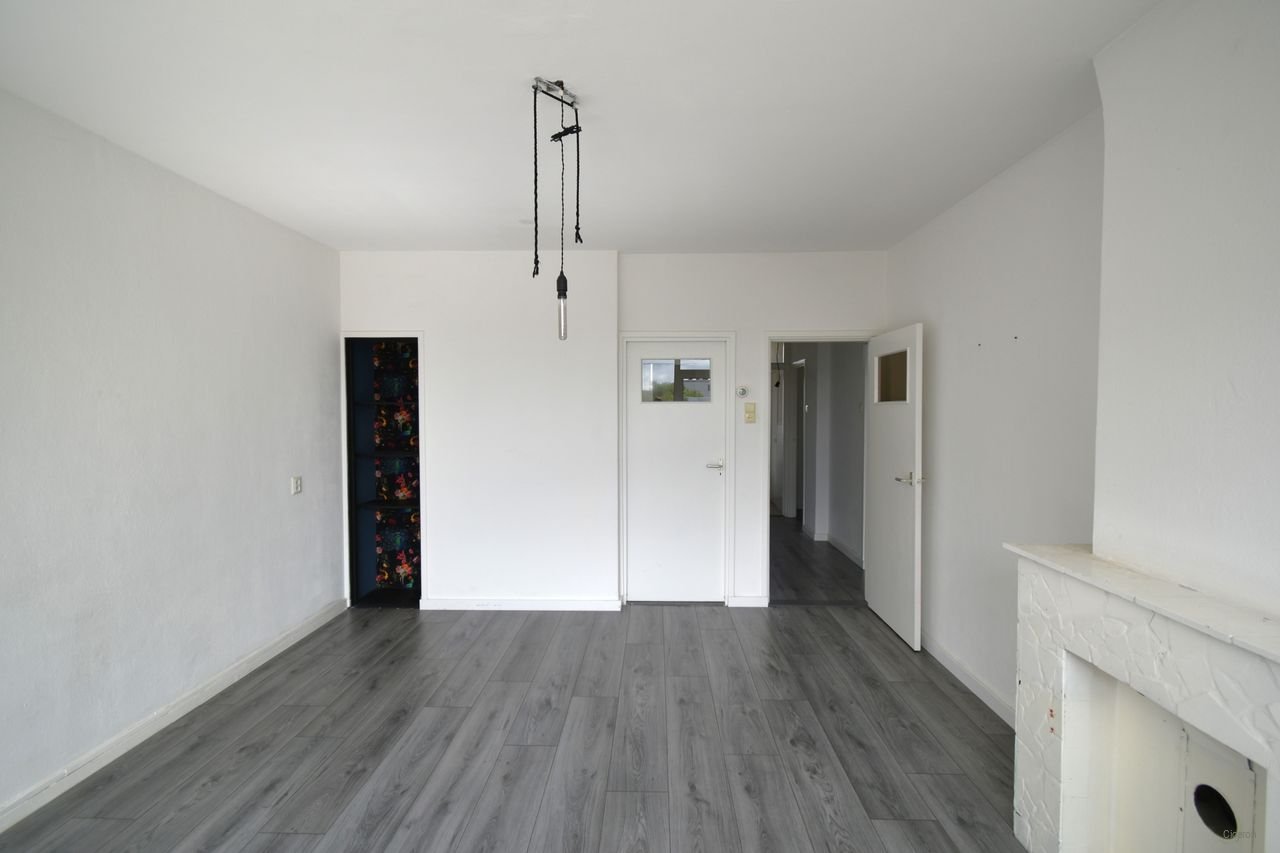 3 kamers en balkon aan de Hoekersingel - Afbeelding 1