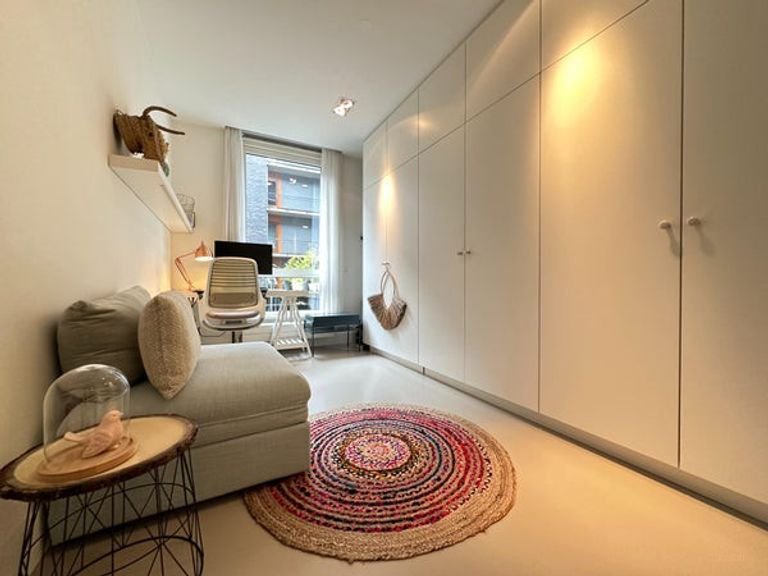 Royaal appartement met terras aan het park - Afbeelding 15