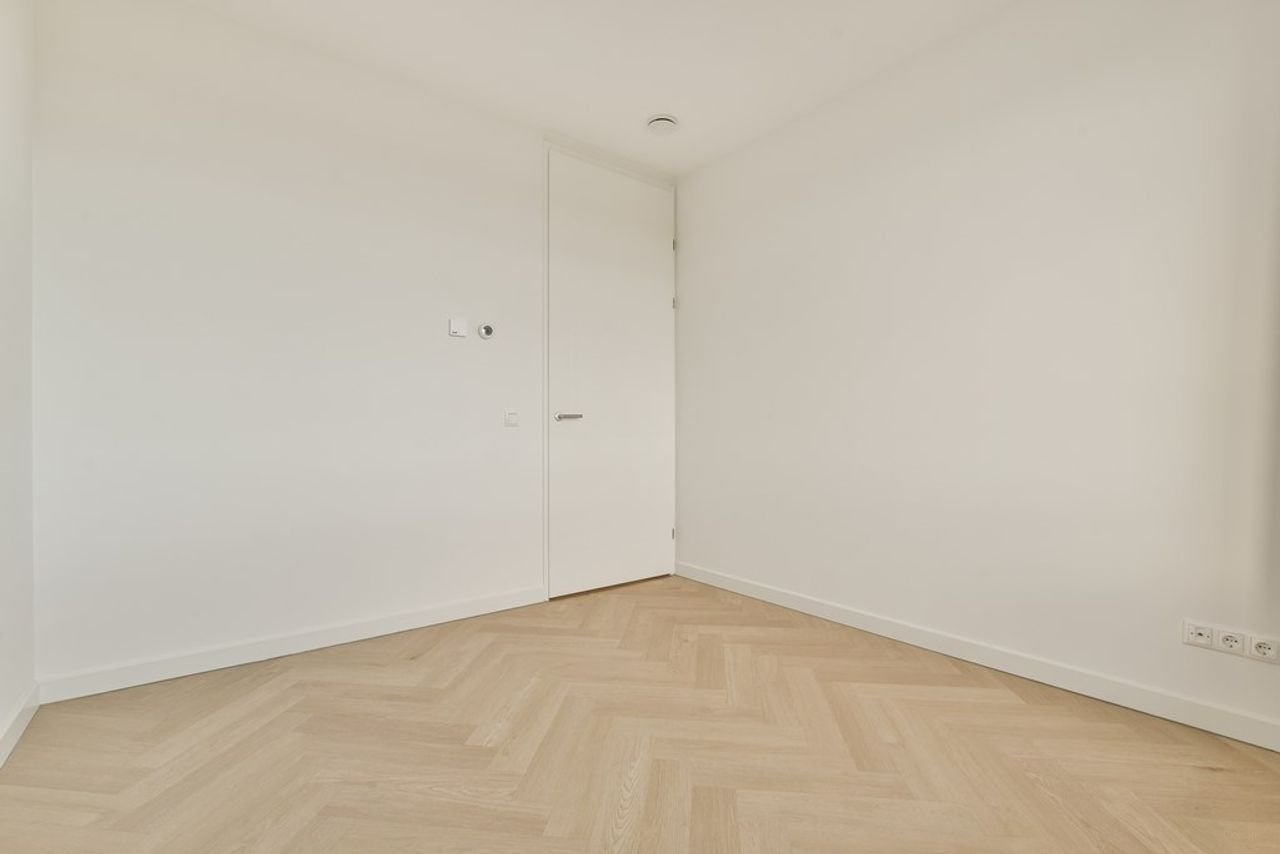 Corner Apartment (68m²) in Hoofddorp - Image 16