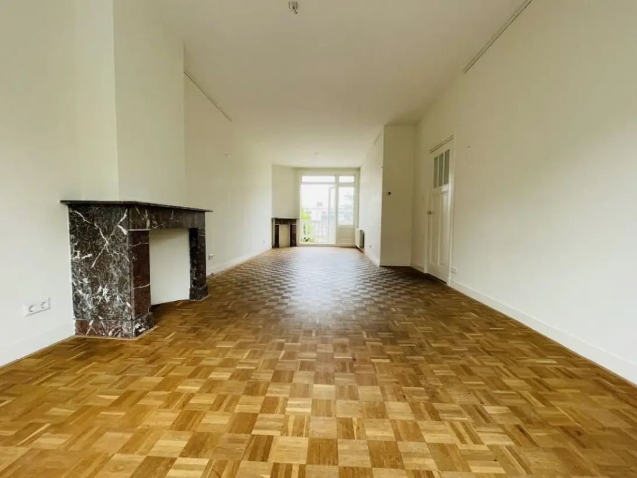 Appartement met ensuite kamer in Bloemenbuurt - Afbeelding 1