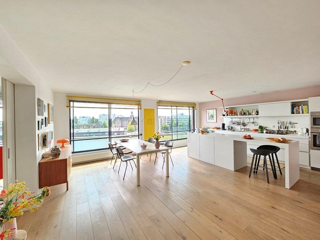 Water views and 120 m² on Java Island - Image 3