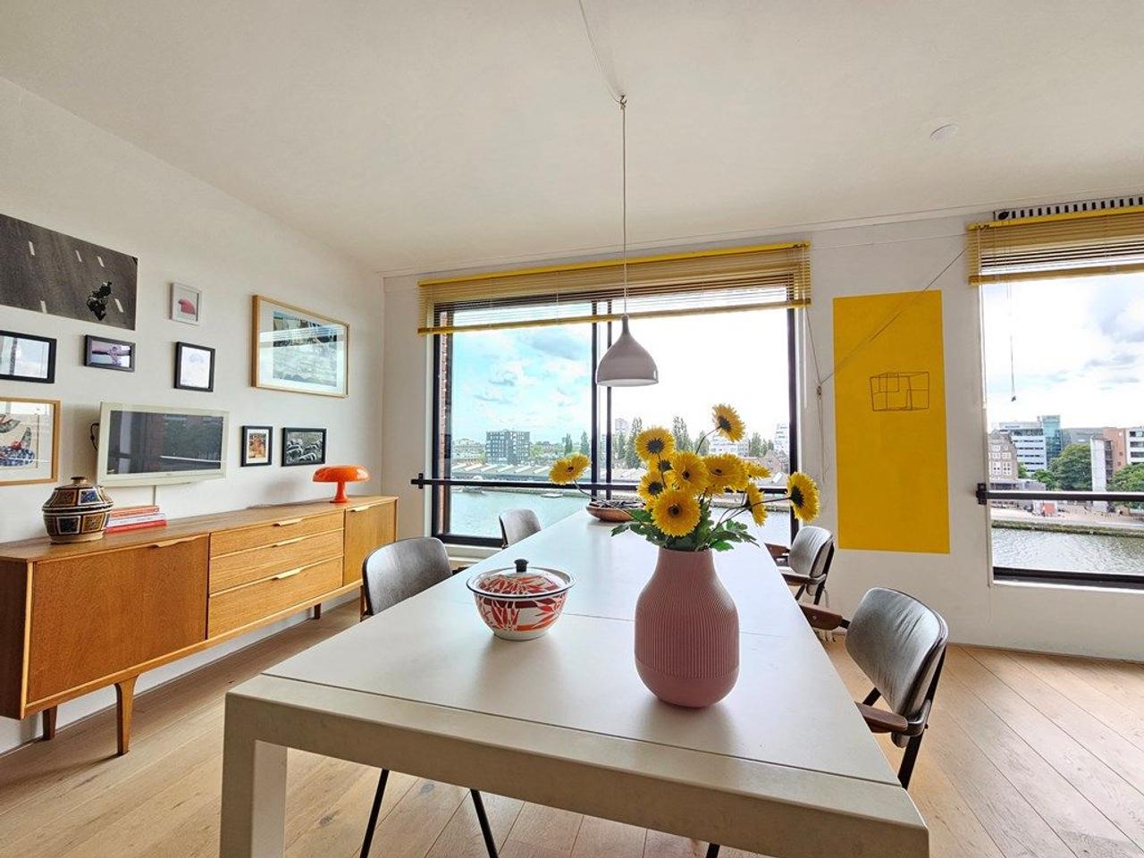 Water views and 120 m² on Java Island - Image 5