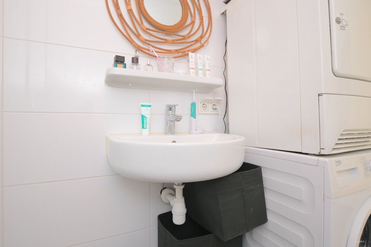 Bovenste etage appartement met dakterras in hartje Groningen - Afbeelding 13