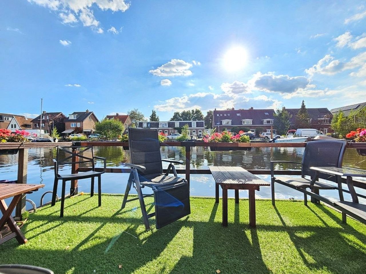 Ruime woonark (90m²) met terras in Sloten - Afbeelding 4