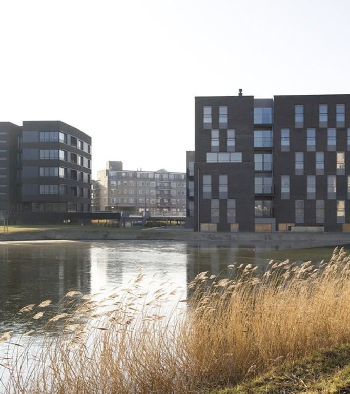 Spacious apartment on the Bergse Plaat - Image 1