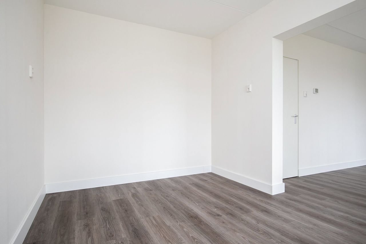 Licht 3-kamer appartement met balkon op zuid - Afbeelding 4