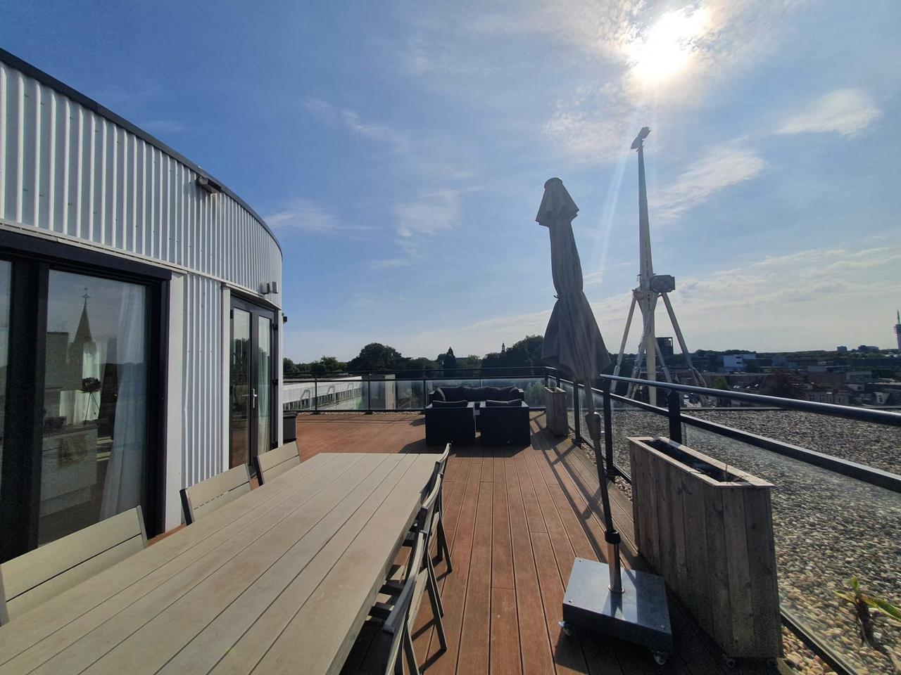 91 m² penthouse with large rooftop terrace - Image 11