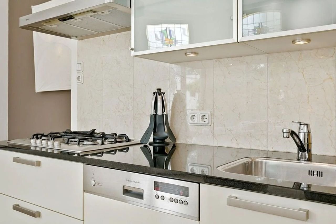Licht hoekappartement van 85 m² bij Vondelpark - Afbeelding 7