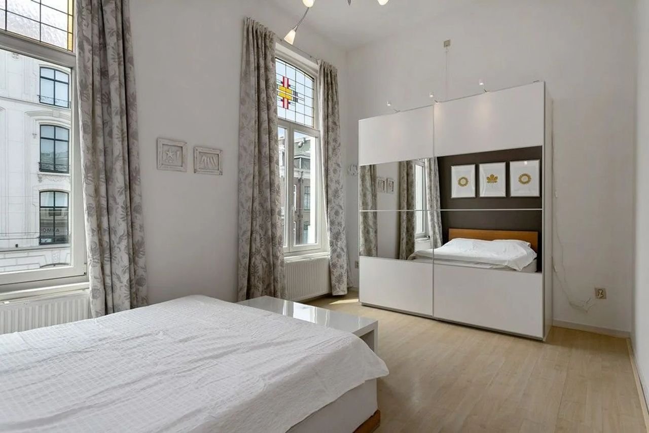 Licht hoekappartement van 85 m² bij Vondelpark - Afbeelding 8