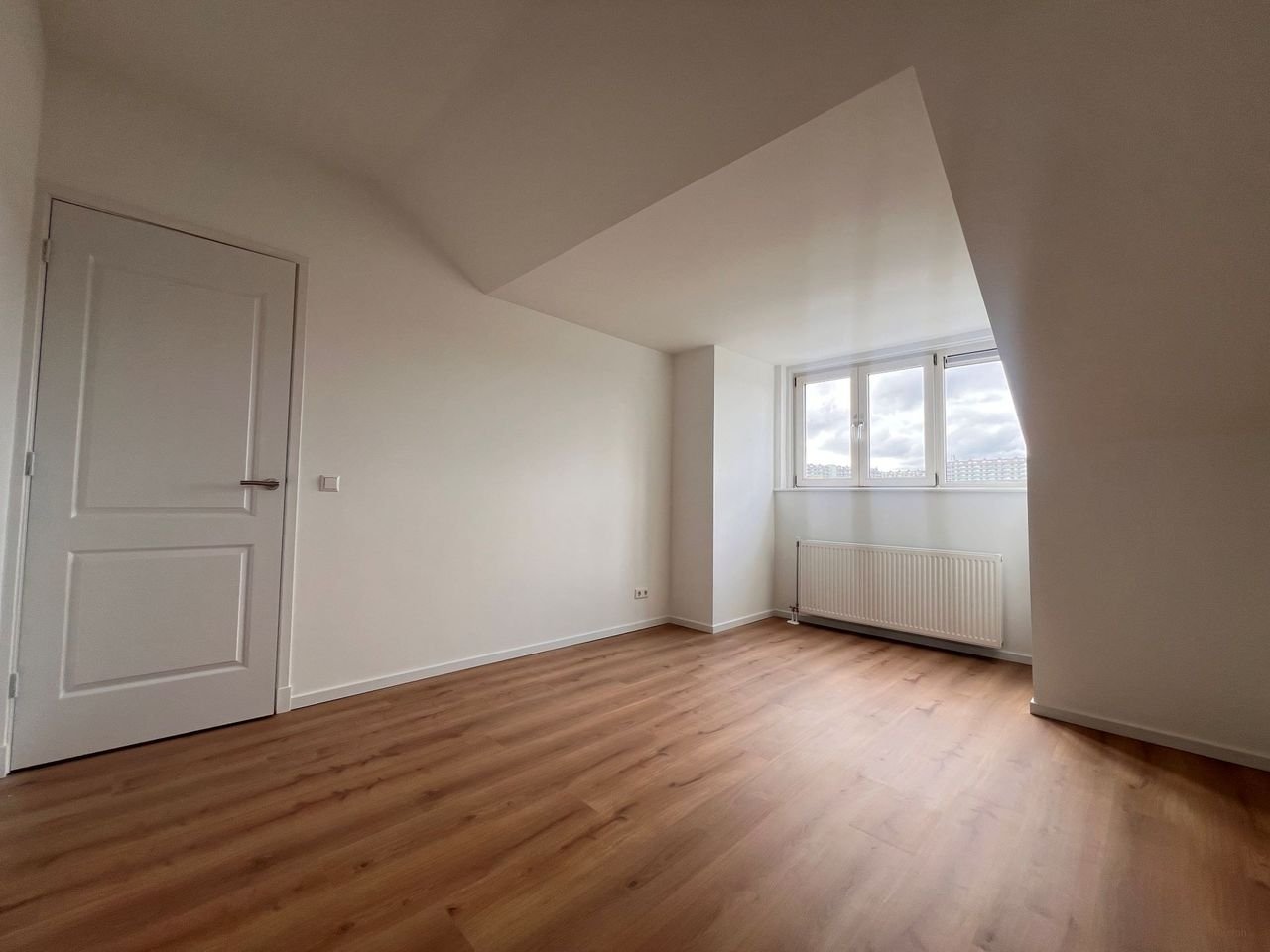 Gerenoveerde bovenwoning aan de kade - Afbeelding 18