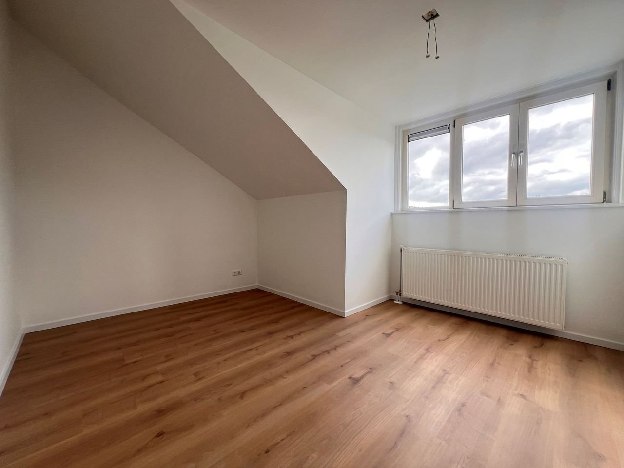 Gerenoveerde bovenwoning aan de kade - Afbeelding 17