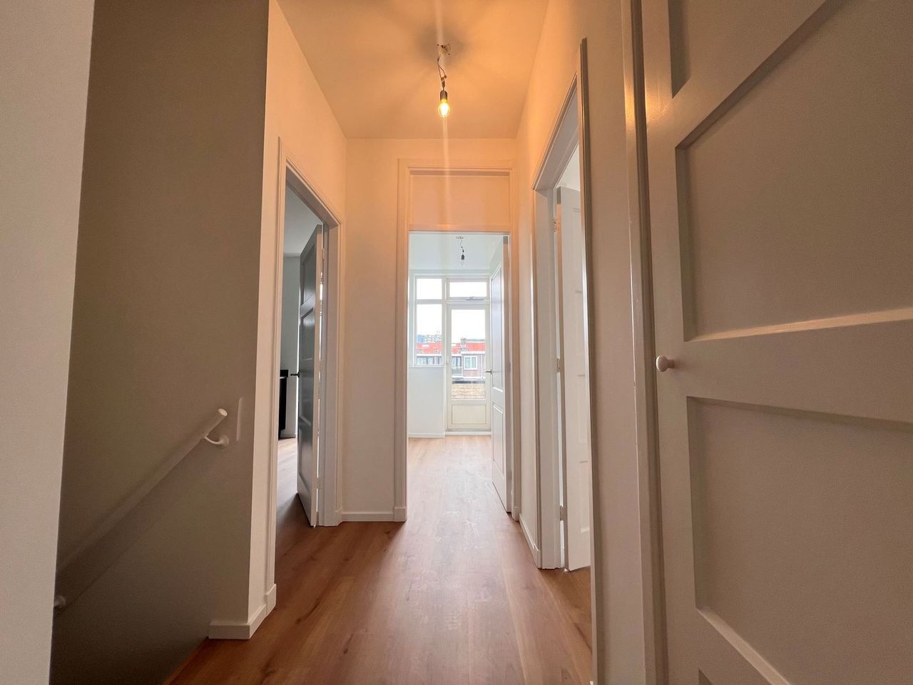 Gerenoveerde bovenwoning aan de kade - Afbeelding 7