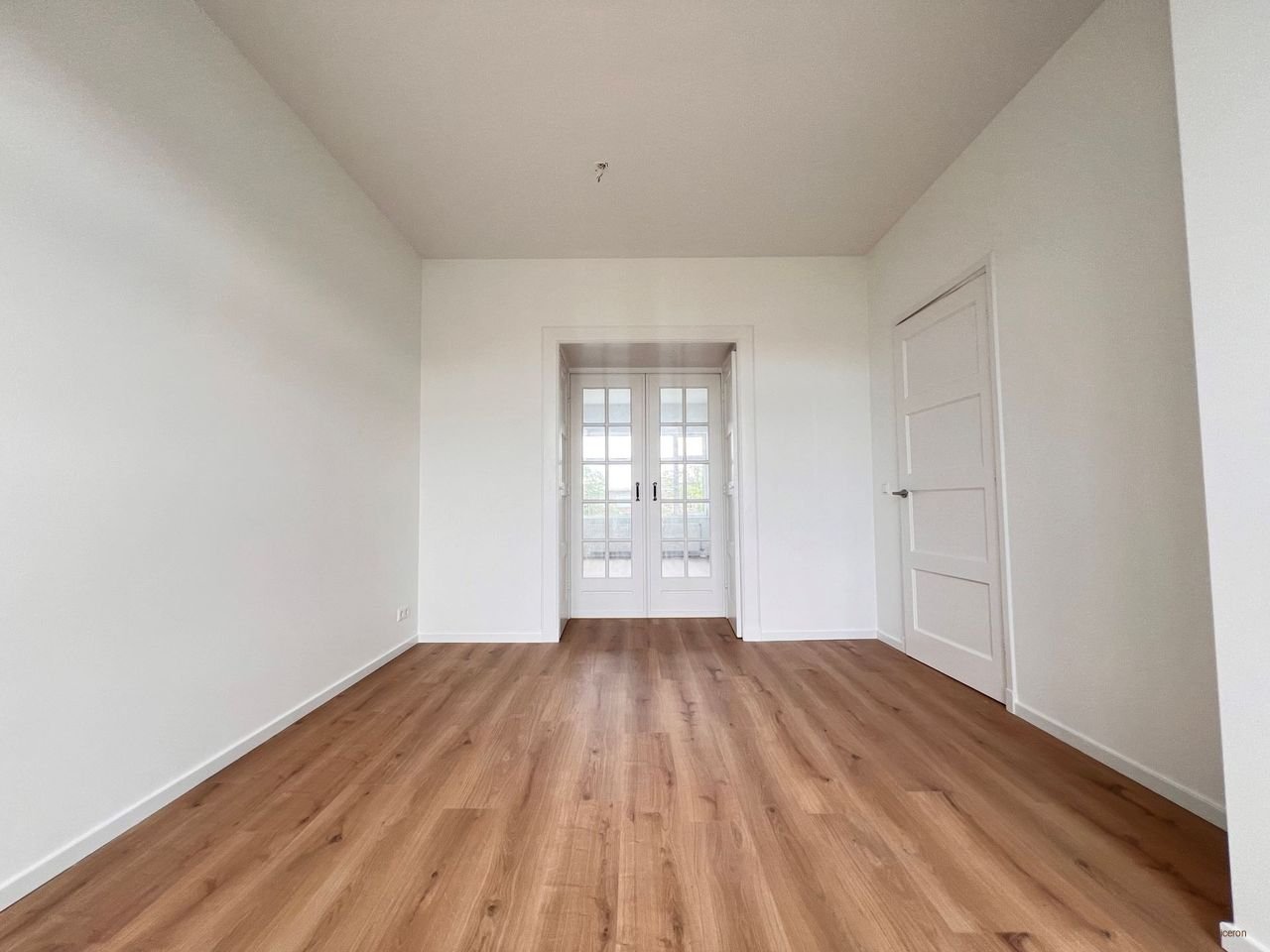 Gerenoveerde bovenwoning aan de kade - Afbeelding 3