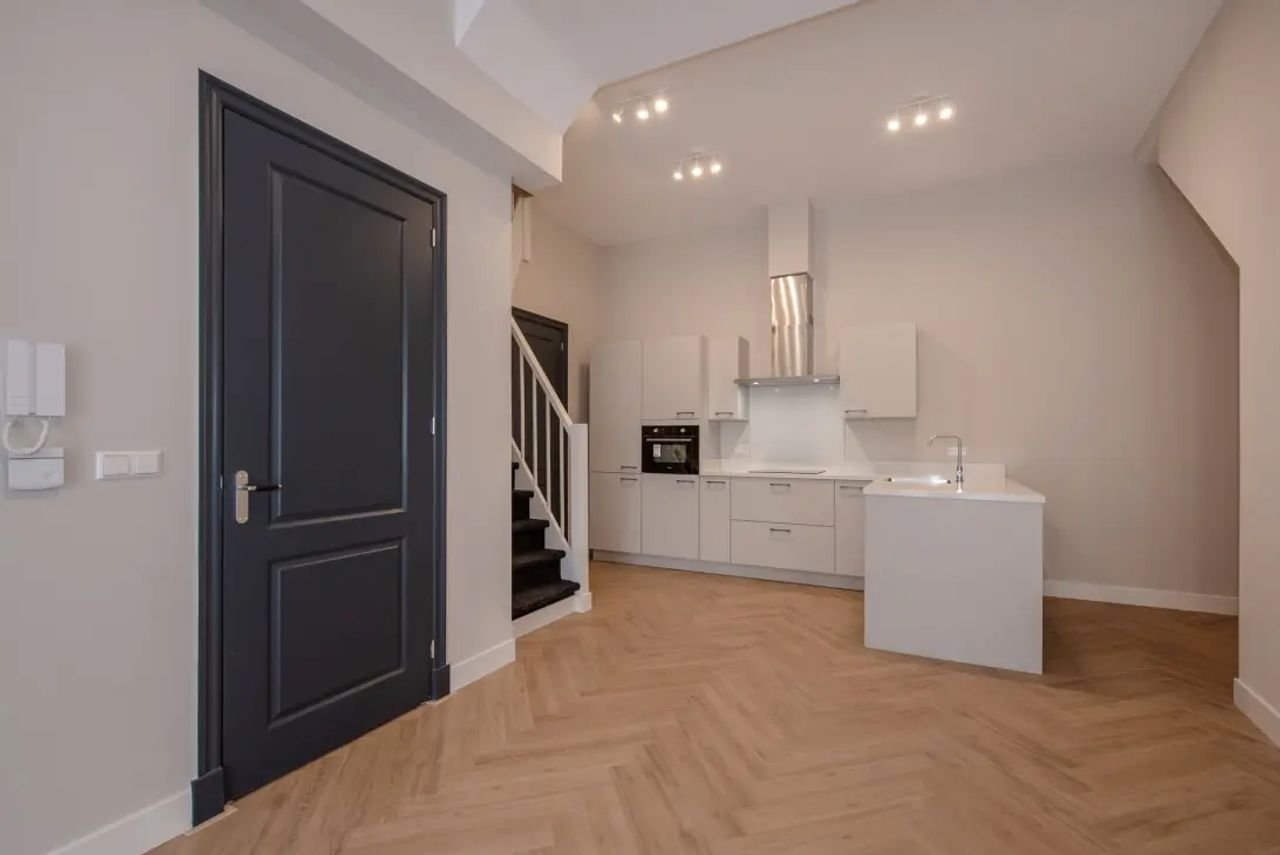 Ruim appartement met terras bij zee - Afbeelding 2