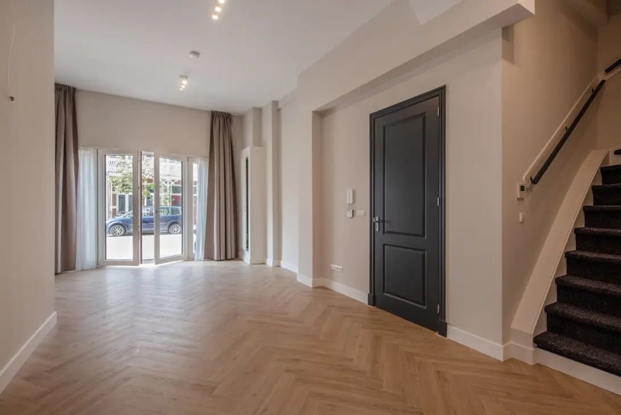 Ruim appartement met terras bij zee - Afbeelding 1