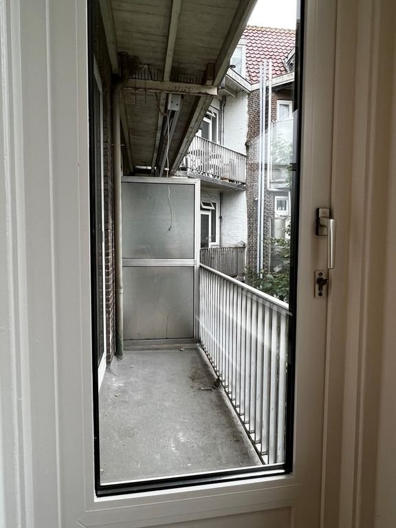Licht bovenhuis (85 m²) met dakterras in Watergraafsmeer - Afbeelding 18
