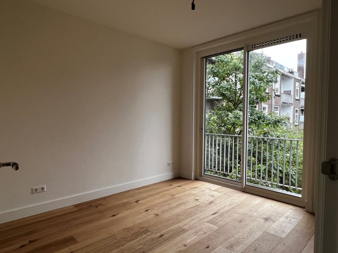 Licht bovenhuis (85 m²) met dakterras in Watergraafsmeer - Afbeelding 12