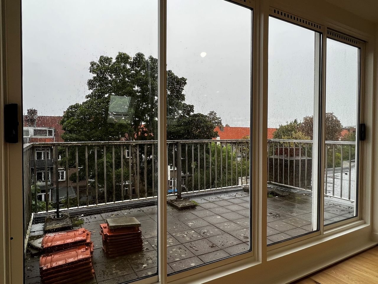Licht bovenhuis (85 m²) met dakterras in Watergraafsmeer - Afbeelding 6