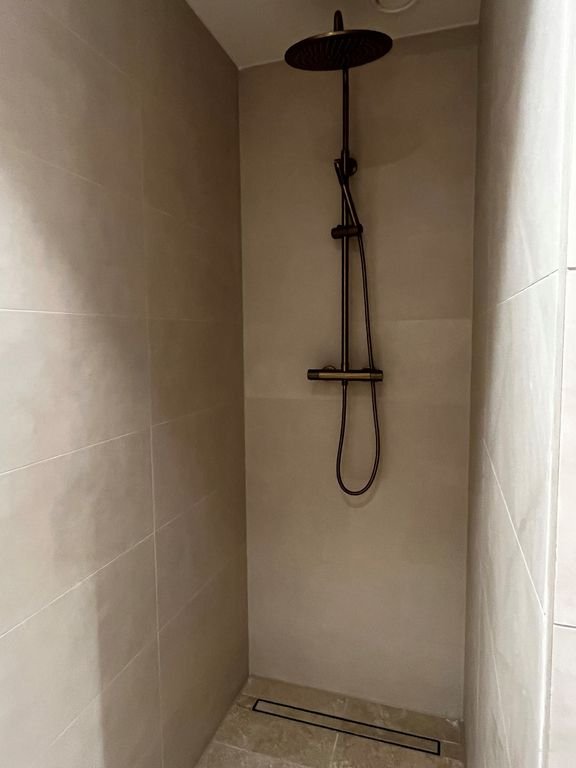 Licht bovenhuis (85 m²) met dakterras in Watergraafsmeer - Afbeelding 11
