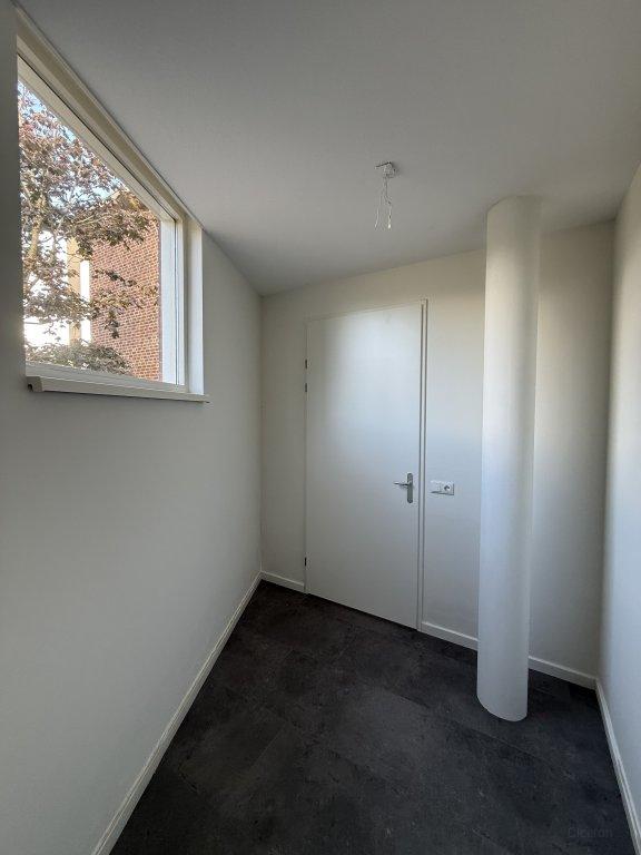 118 m² Apartment with Garden in Eindhoven - Image 17