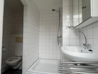 Bright 2-room apartment on the canal in Zwolle - Image 7