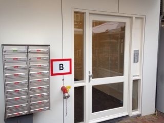 Heart of Almelo with balcony and elevator - Image 11